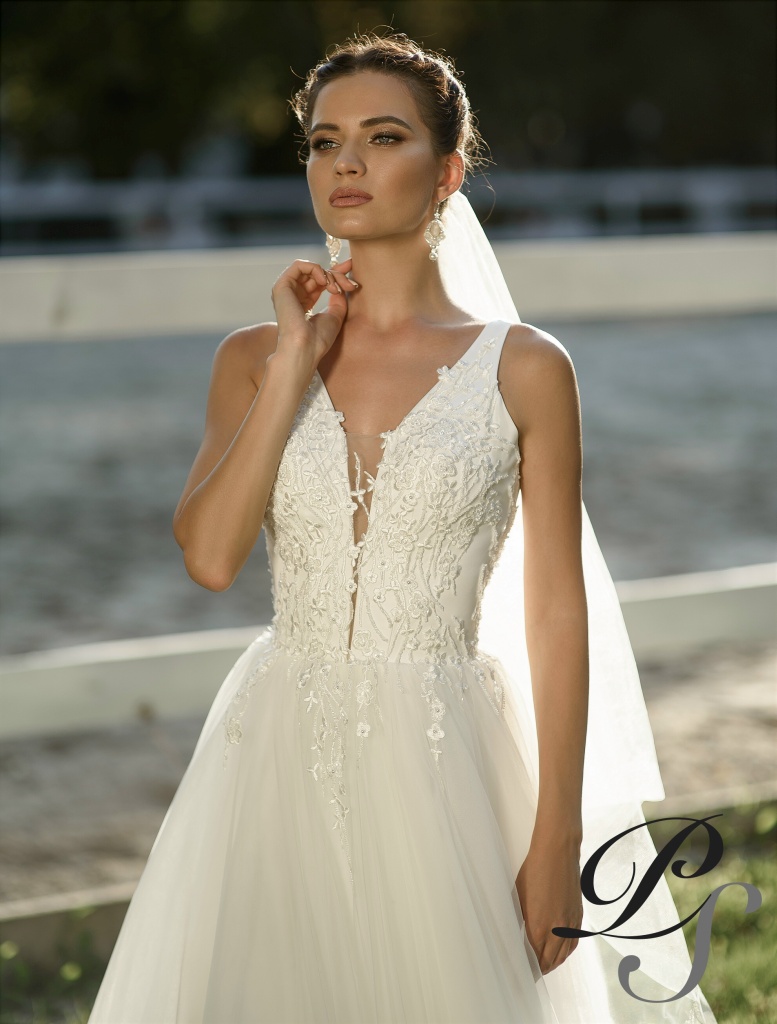 images/wedding/ball_gown/CM_907/CM_907 (1) PS.jpg